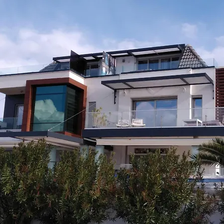 Mavi Panorama Villa *