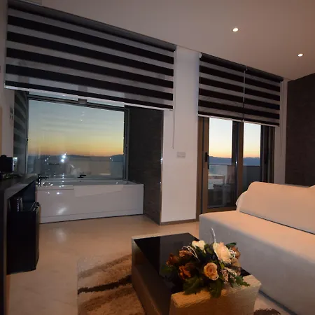 Mavi Panorama Villa Çeşme