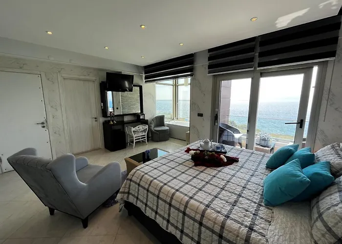 Mavi Panorama Кешме