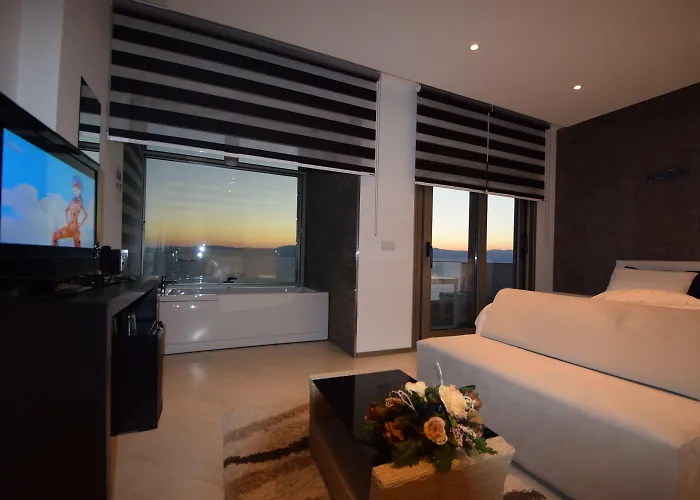 Mavi Panorama Vila Çeşme